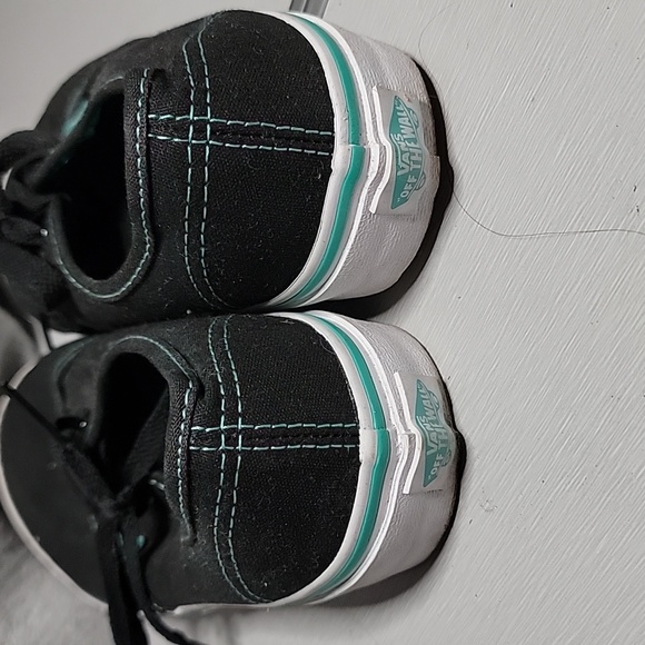 Vans shoes - Picture 3 of 4